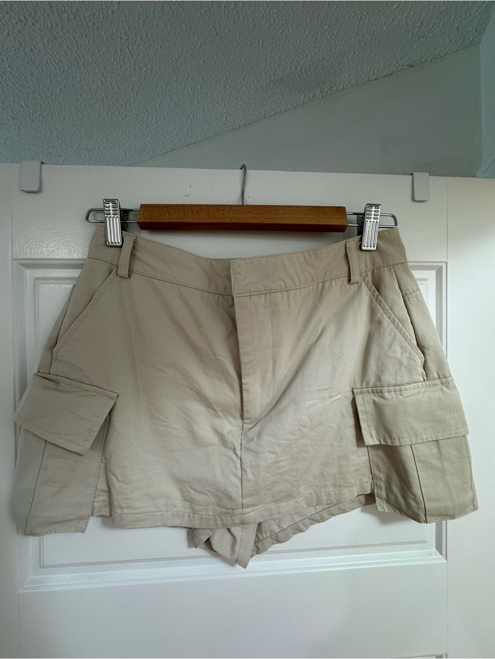 Zara Beige Cargo Mini Skirt
